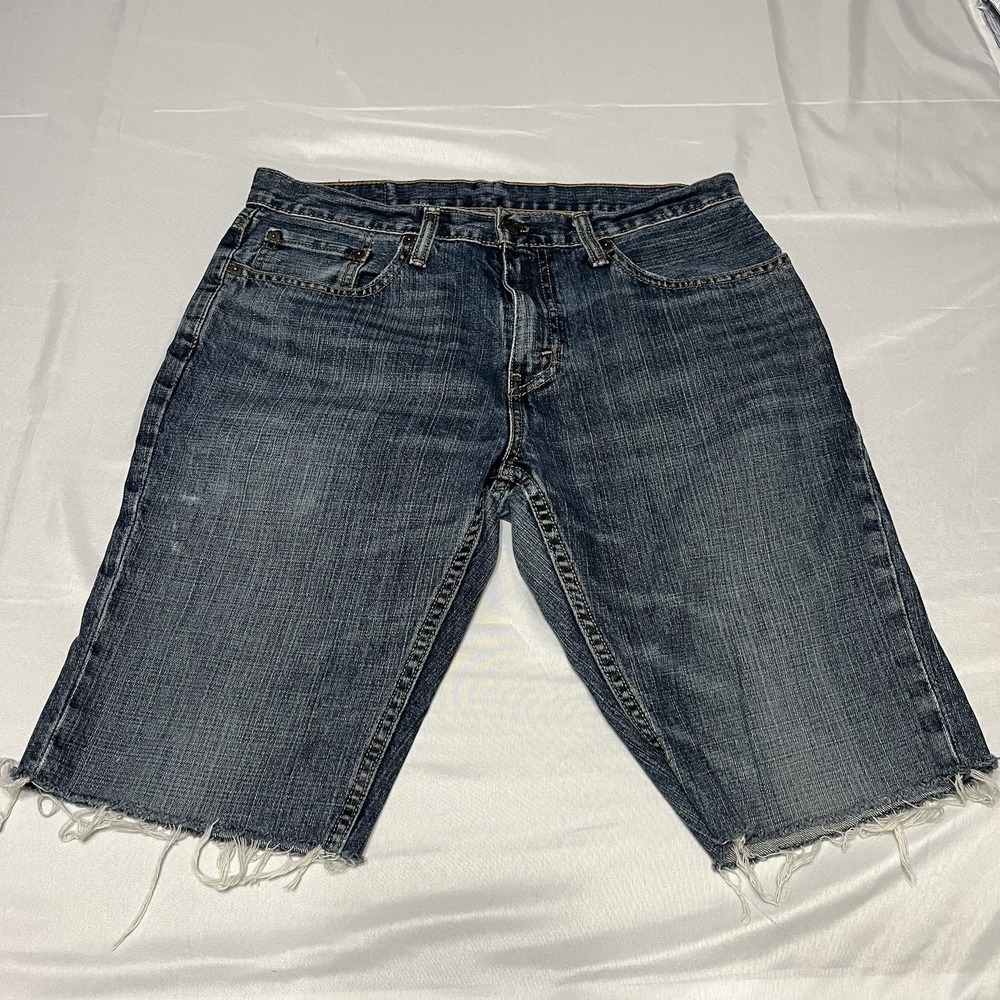 Levis 559 Relaxed Fit Shorts Mens 32 Blue Denim Cutoff Distressed Raw Hem Jorts